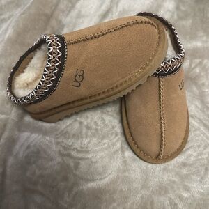 Rep ugg tasman